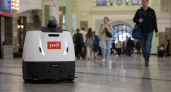 РЖД тестируют на Белорусском вокзале робота-уборщика с ИИ-камерой