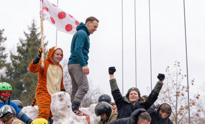 Чучело с грустными мыслями: в Балашихе сожгут арт-объект, наполненный личными воспоминаниями горожан